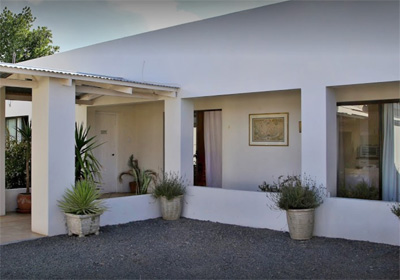 The Don Estates Estate Agent Middelburg Eastern Cape - experienced, connected and legally supported to get you a quick, smooth house sales transaction.